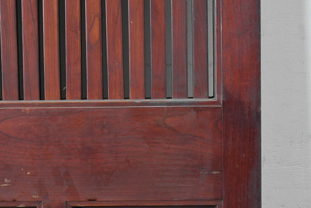 アンティーク建具　大正から昭和初期　総欅(ケヤキ)材　北陸産　重厚な金具と升目意匠の格子蔵戸1枚　(R-086120)