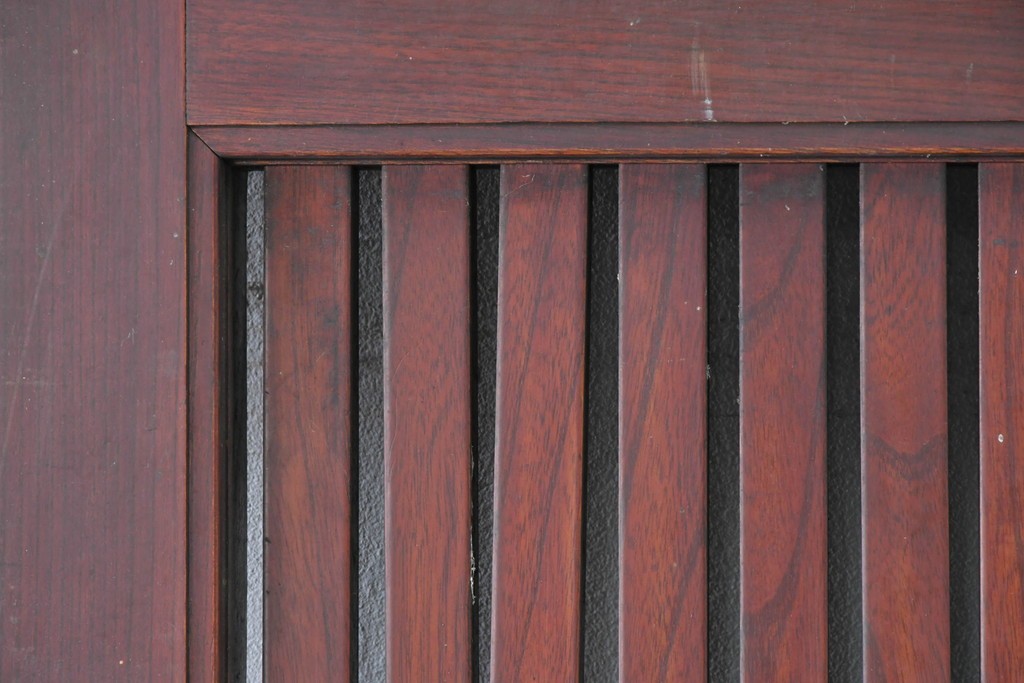 アンティーク建具　大正から昭和初期　総欅(ケヤキ)材　北陸産　重厚な金具と升目意匠の格子蔵戸1枚　(R-086120)