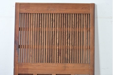 アンティーク建具　大正から昭和初期　総欅(ケヤキ)材　北陸産　重厚な金具と升目意匠の格子蔵戸1枚　(R-086120)