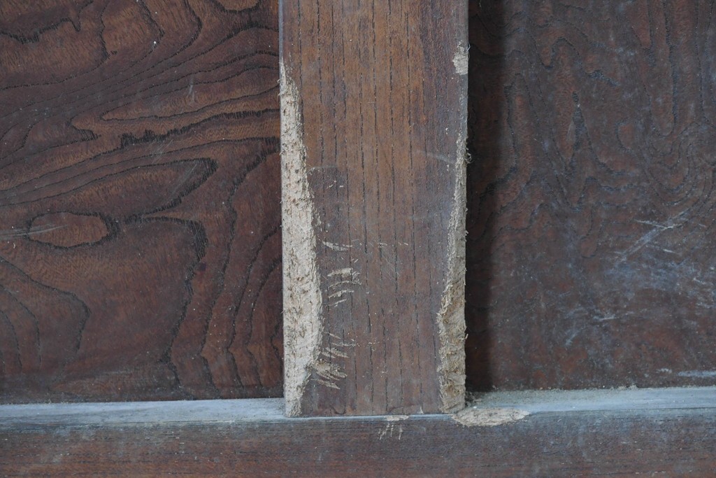 アンティーク建具　大正から昭和初期　総欅(ケヤキ)材　北陸産　重厚な金具と升目意匠の格子蔵戸1枚　(R-086120)