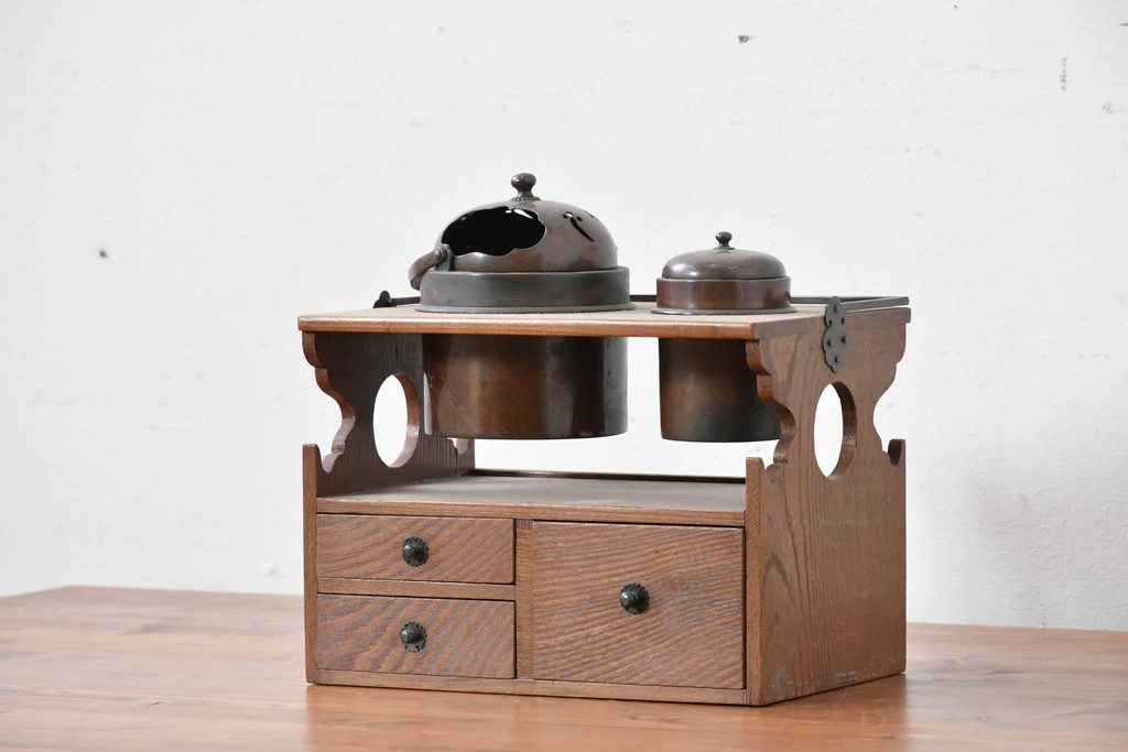 和製アンティーク　明治大正期　欅(ケヤキ)材　銅製の火入れと灰吹を備えた煙草盆　(R-086124)