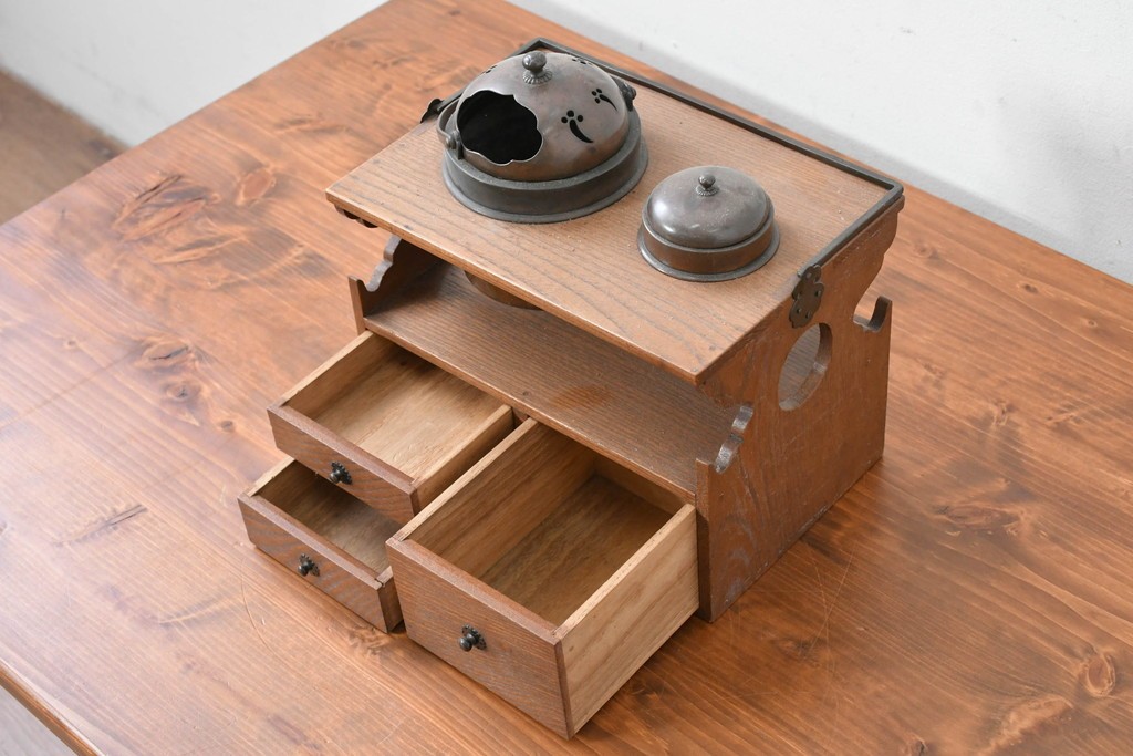 和製アンティーク　明治大正期　欅(ケヤキ)材　銅製の火入れと灰吹を備えた煙草盆　(R-086124)