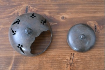 和製アンティーク　明治大正期　欅(ケヤキ)材　銅製の火入れと灰吹を備えた煙草盆　(R-086124)