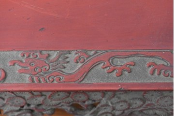 和製アンティーク　明治大正期　経済産業大臣指定伝統的工芸品　村上木彫堆朱　龍・松・富士山が彫り込まれた朱塗りの花台　(R-086125)