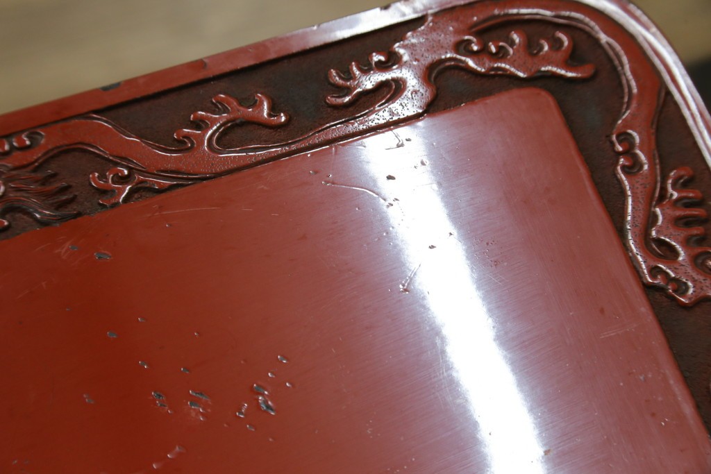 和製アンティーク　明治大正期　経済産業大臣指定伝統的工芸品　村上木彫堆朱　龍・松・富士山が彫り込まれた朱塗りの花台　(R-086125)