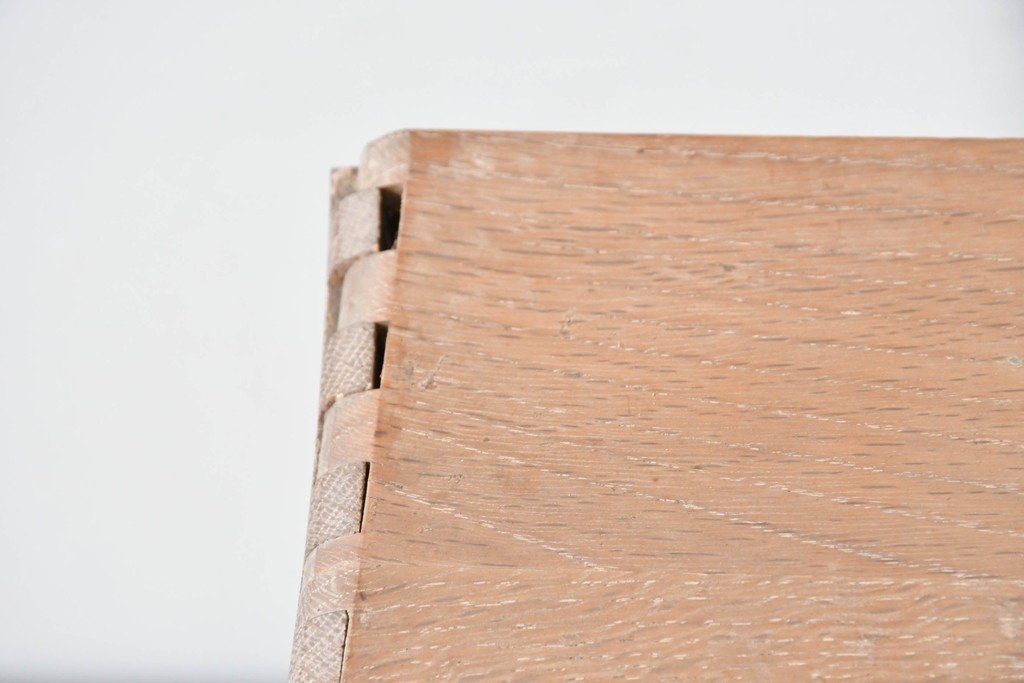 和製ヴィンテージ　ナラ材　古い木味が魅力の6杯小引き出し　(R-086126)