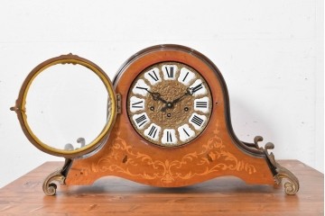 中古　銀座和光取り扱い　イタリア　ARTEM(アルテム)　Hermle(ヘルムレ)　ウエストミンスターチャイム(ゼンマイ式・8日巻き)の象嵌入り置き時計　定価約47万円相当　(R-086128)