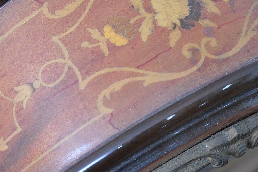 中古　銀座和光取り扱い　イタリア　ARTEM(アルテム)　Hermle(ヘルムレ)　ウエストミンスターチャイム(ゼンマイ式・8日巻き)の象嵌入り置き時計　定価約47万円相当　(R-086128)