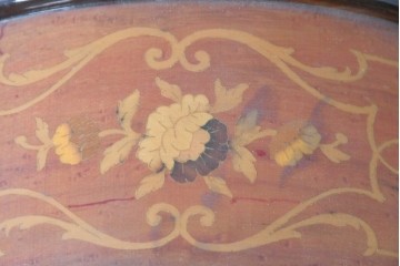 中古　銀座和光取り扱い　イタリア　ARTEM(アルテム)　Hermle(ヘルムレ)　ウエストミンスターチャイム(ゼンマイ式・8日巻き)の象嵌入り置き時計　定価約47万円相当　(R-086128)