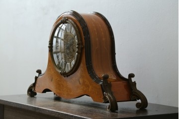 中古　銀座和光取り扱い　イタリア　ARTEM(アルテム)　Hermle(ヘルムレ)　ウエストミンスターチャイム(ゼンマイ式・8日巻き)の象嵌入り置き時計　定価約47万円　(R-086128)