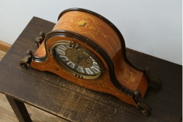 中古　銀座和光取り扱い　イタリア　ARTEM(アルテム)　Hermle(ヘルムレ)　ウエストミンスターチャイム(ゼンマイ式・8日巻き)の象嵌入り置き時計　定価約47万円　(R-086128)