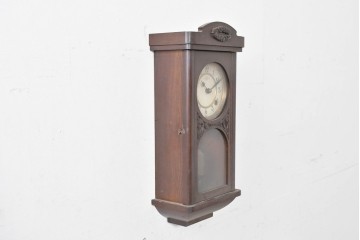 和製アンティーク　大正期　横浜エムズイ商会　TRADE(Z)MARK(トレードマーク)　彫刻装飾がアクセントの掛け時計　(R-086130)