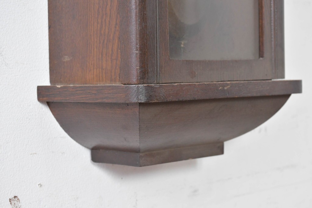 和製アンティーク　大正期　横浜エムズイ商会　TRADE(Z)MARK(トレードマーク)　彫刻装飾がアクセントの掛け時計　(R-086130)