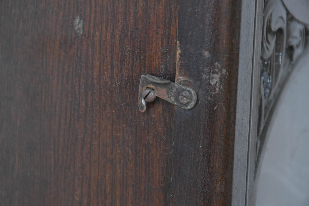 和製アンティーク　大正期　横浜エムズイ商会　TRADE(Z)MARK(トレードマーク)　彫刻装飾がアクセントの掛け時計　(R-086130)