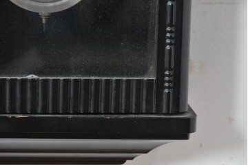 和製アンティーク　Meiji(明治時計社)　彫刻装飾が映える縦長の掛け時計　(R-086133)