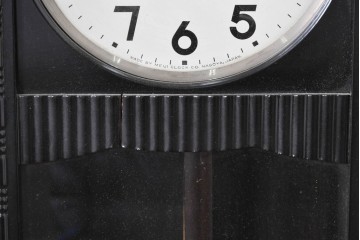 和製アンティーク　Meiji(明治時計社)　彫刻装飾が映える縦長の掛け時計　(R-086133)