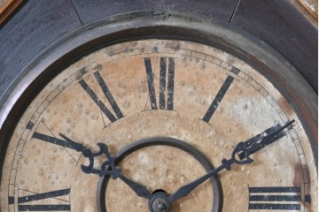 アメリカアンティーク　WATERBURY CLOCK CO.(ウォーターベリー)　使い古した風合いが味わい深い八角振り子時計　(R-086134)