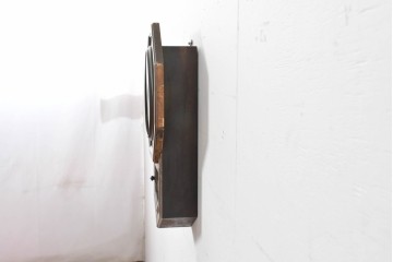 アメリカアンティーク　WATERBURY CLOCK CO.(ウォーターベリー)　使い古した風合いが味わい深い八角振り子時計　(R-086134)