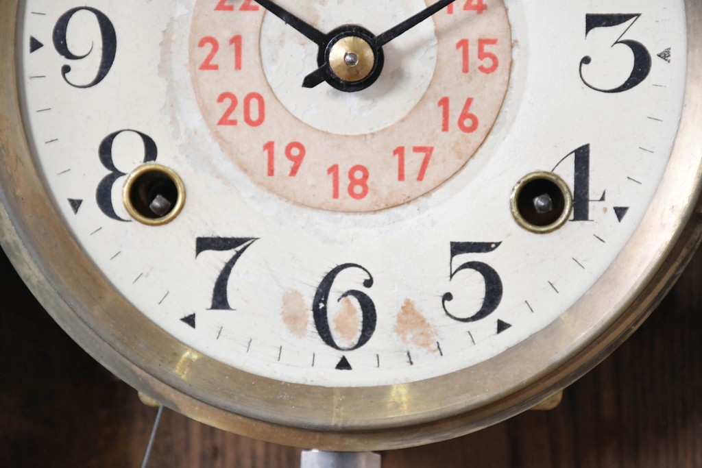 和製アンティーク　味わいのある木目が魅力の振り子時計　(R-086137)