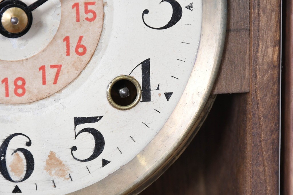 和製アンティーク　味わいのある木目が魅力の振り子時計　(R-086137)