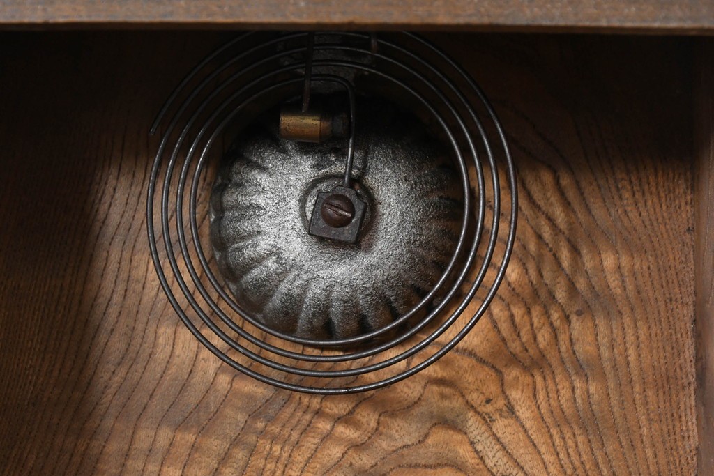 和製アンティーク　クラシカルな装飾彫刻が美しい振り子時計　(R-086138)