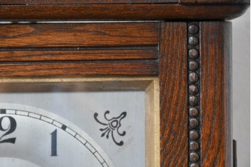 和製アンティーク　クラシカルな装飾彫刻が美しい振り子時計　(R-086138)