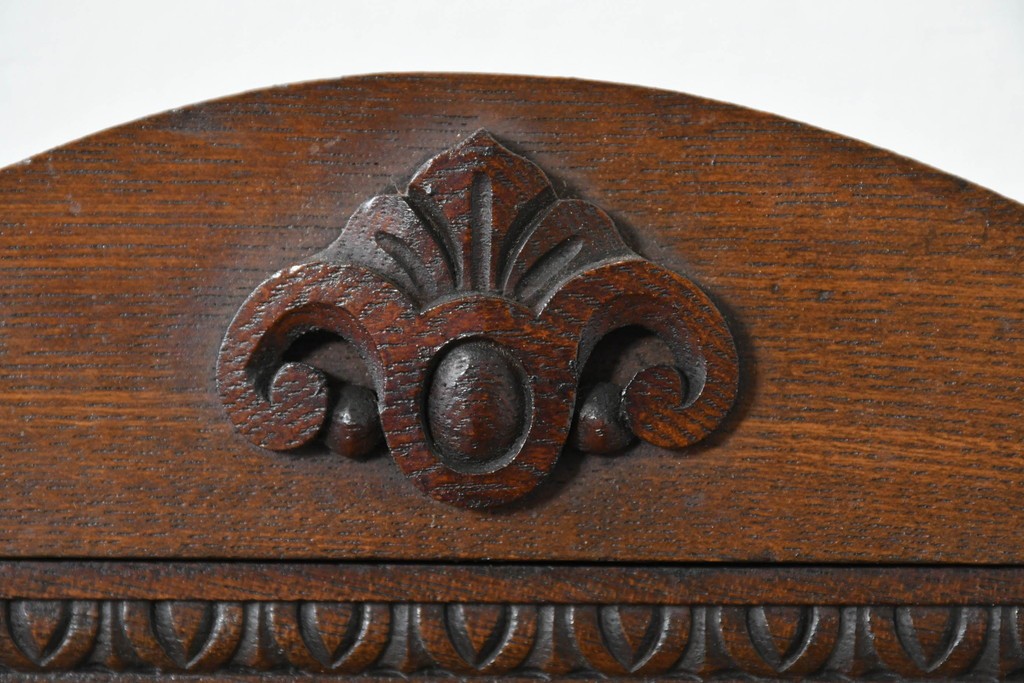 和製アンティーク　クラシカルな装飾彫刻が美しい振り子時計　(R-086138)