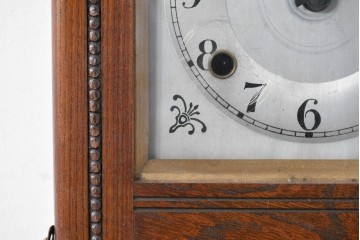 和製アンティーク　クラシカルな装飾彫刻が美しい振り子時計　(R-086138)