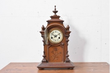 ドイツアンティーク　H.A.C(ハンブルグ・アメリカンクロック・カンパニー)製　Junghans(ユンハンス)合併前の希少品!　文字盤の美しい置時計　(R-086141)