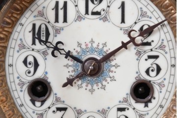 ドイツアンティーク　H.A.C(ハンブルグ・アメリカンクロック・カンパニー)製　Junghans(ユンハンス)合併前の希少品!　文字盤の美しい置時計　(R-086141)