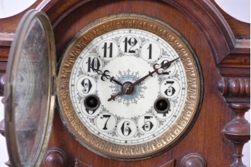 ドイツアンティーク　H.A.C(ハンブルグ・アメリカンクロック・カンパニー)製　Junghans(ユンハンス)合併前の希少品!　文字盤の美しい置時計　(R-086141)