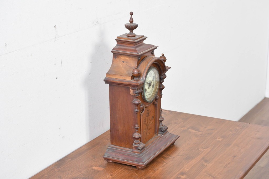 ドイツアンティーク　H.A.C(ハンブルグ・アメリカンクロック・カンパニー)製　Junghans(ユンハンス)合併前の希少品!　文字盤の美しい置時計　(R-086141)