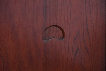 中古　希少な廃番品　欅(ケヤキ)材　コンパクトにまとまる折り畳み式文机　(R-086142)