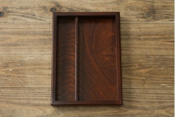 中古　希少な廃番品　欅(ケヤキ)材　コンパクトにまとまる折り畳み式文机　(R-086142)