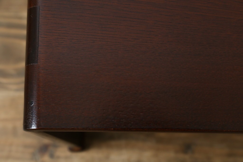 中古　希少な廃番品　欅(ケヤキ)材　コンパクトにまとまる折り畳み式文机　(R-086142)