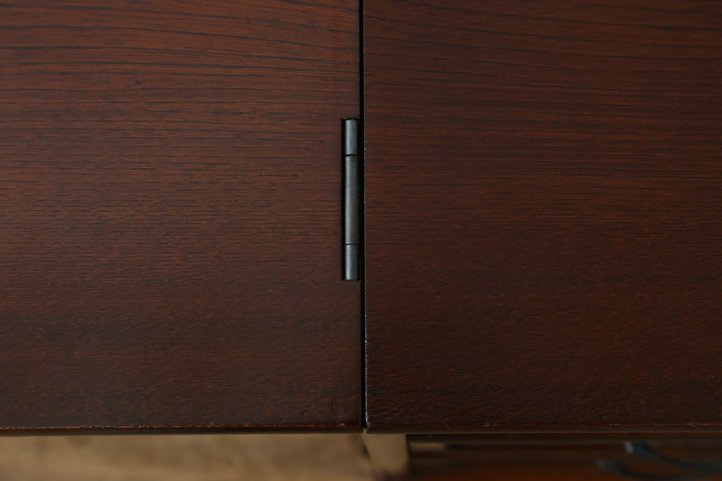 中古　希少な廃番品　欅(ケヤキ)材　コンパクトにまとまる折り畳み式文机　(R-086142)