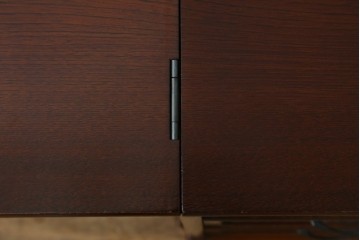 中古　希少な廃番品　欅(ケヤキ)材　コンパクトにまとまる折り畳み式文机　(R-086142)