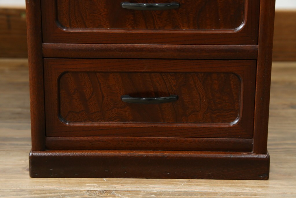 中古　希少な廃番品　欅(ケヤキ)材　コンパクトにまとまる折り畳み式文机　(R-086142)