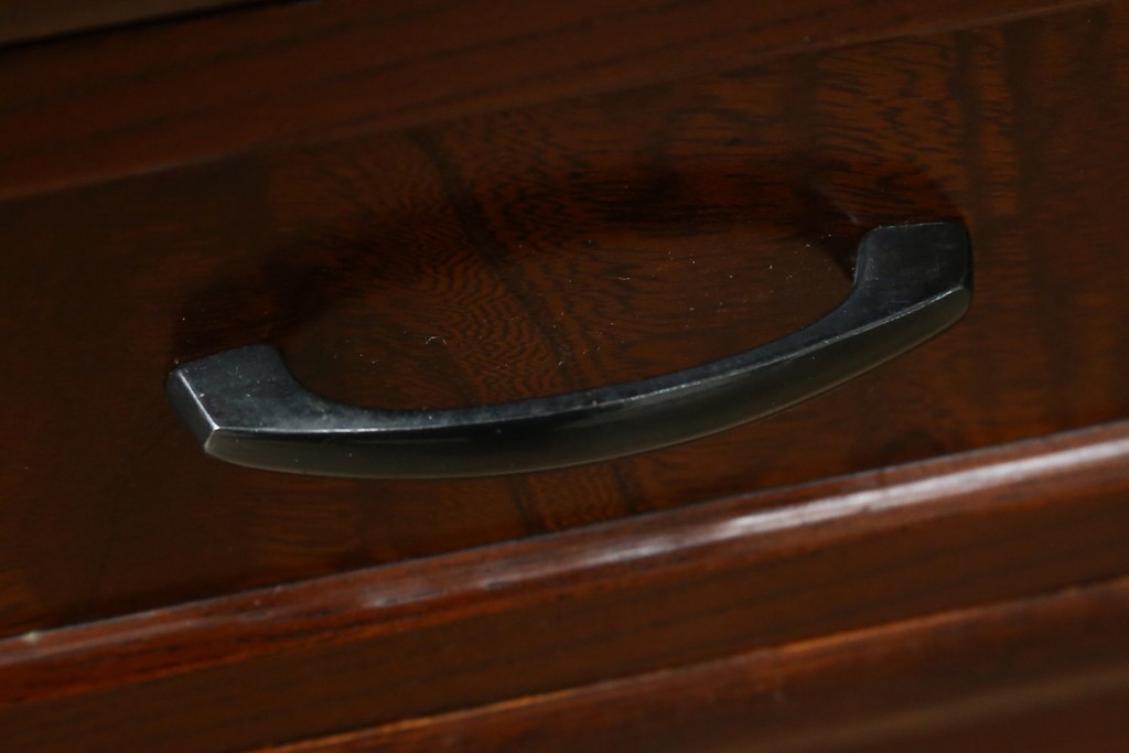 中古　希少な廃番品　欅(ケヤキ)材　コンパクトにまとまる折り畳み式文机　(R-086142)