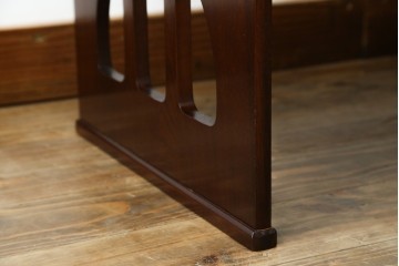 中古　希少な廃番品　欅(ケヤキ)材　コンパクトにまとまる折り畳み式文机　(R-086142)