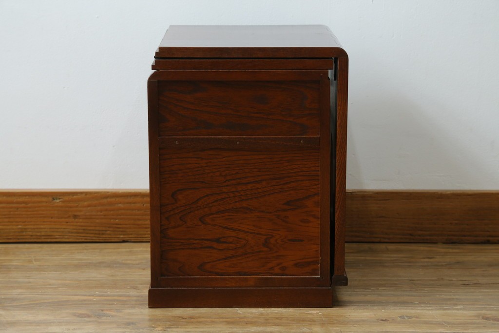 中古　希少な廃番品　欅(ケヤキ)材　コンパクトにまとまる折り畳み式文机　(R-086142)