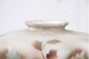 《引っ掛けシーリング式ペンダントライト加工費込み》フランスヴィンテージ　花文様がやさしく浮かぶガラスシェード　(R-086143)