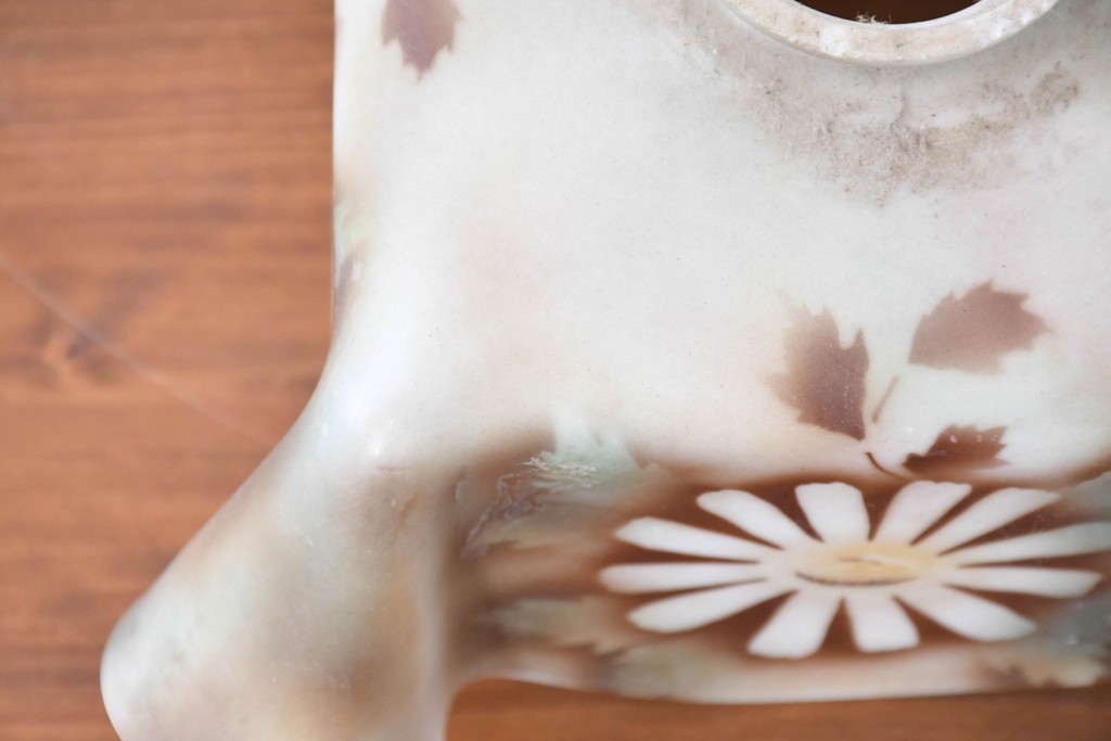 《引っ掛けシーリング式ペンダントライト加工費込み》フランスヴィンテージ　花文様がやさしく浮かぶガラスシェード　(R-086143)