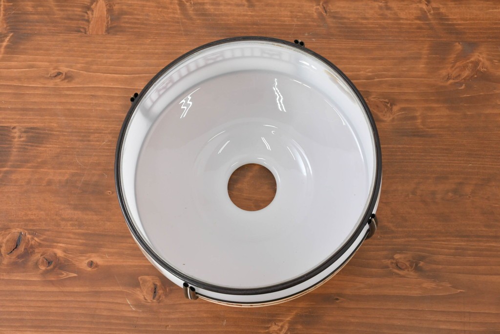 《引っ掛けシーリング式ペンダントライト加工費込み》　和製ヴィンテージ　昭和初期　セルロイド装飾による花文がやさしくあしらわれた照明シェード　(R-086146)