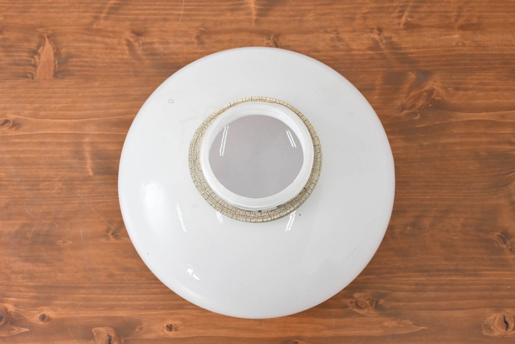 《天井・壁付け照明加工費込み》　和製アンティーク　シンプルな乳白色のオーバル型シーリングライト　(R-086152)