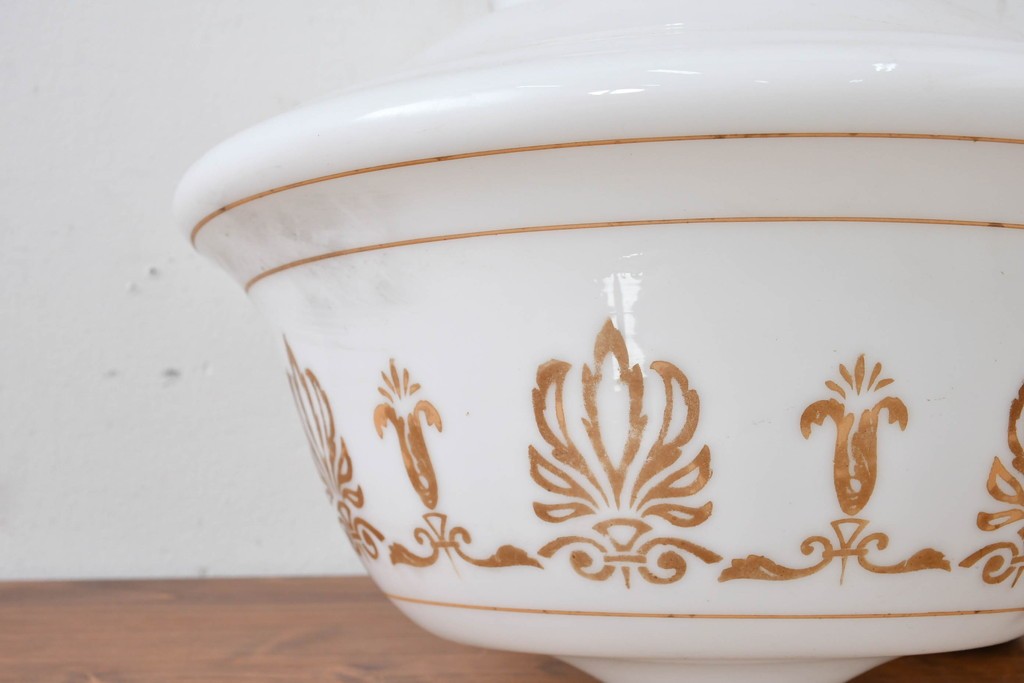 《引っ掛けシーリング式ペンダントライト加工費込み》　和製アンティーク　ゴールドの文様が優雅な大型ペンダントライト　(R-086154)