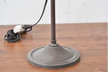 アメリカヴィンテージ　銅製　ピンクガラスシェードのテーブルランプ　(R-086174)