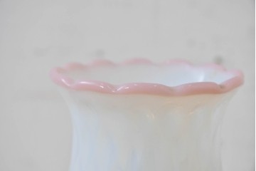 イタリアヴィンテージ　ムラノガラス　職人手作り　繊細な色合いが可愛らしいテーブルスタンド　(R-086175)