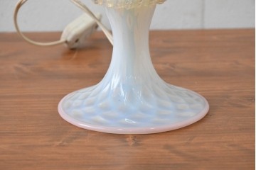 イタリアヴィンテージ　ムラノガラス　職人手作り　繊細な色合いが可愛らしいテーブルスタンド　(R-086175)