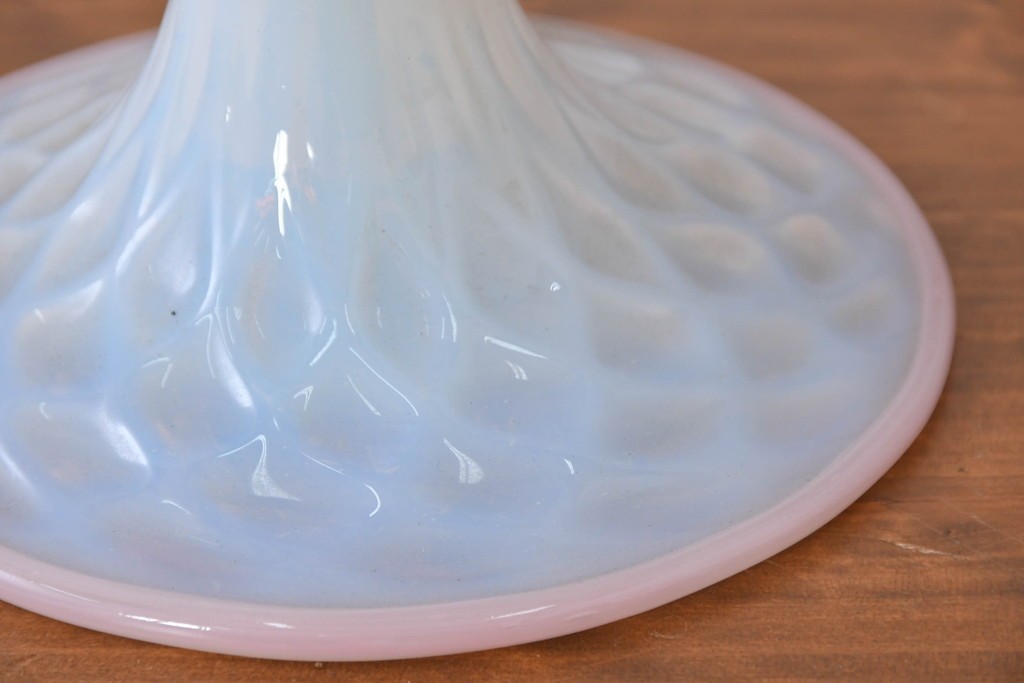 イタリアヴィンテージ　ムラノガラス　職人手作り　繊細な色合いが可愛らしいテーブルスタンド　(R-086175)